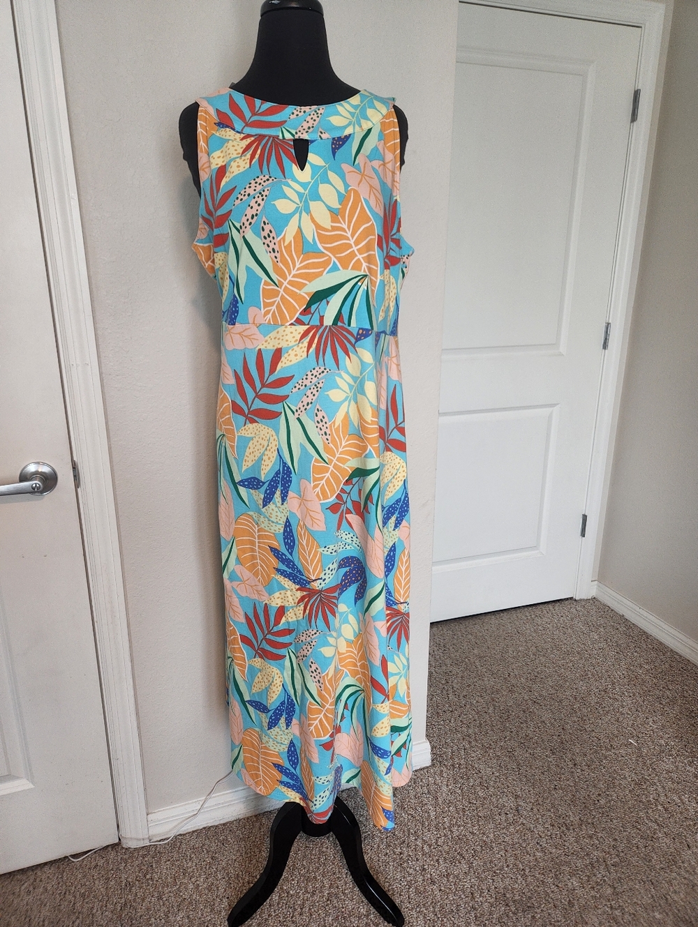 Talbots Sleeveless Tropical Leaf Maxi Dress in Aqua and Coral